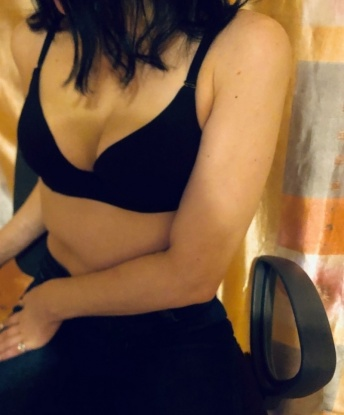 Проститутка Жучка